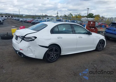 2023 Mercedes-Benz C 300 4Matic z USA, uszkodzony, nr VIN W1KAF4HB9PR154265